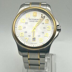 Victorinox Swiss Army Men’s Swiss made Officer’s Silver and Gold Watch Working